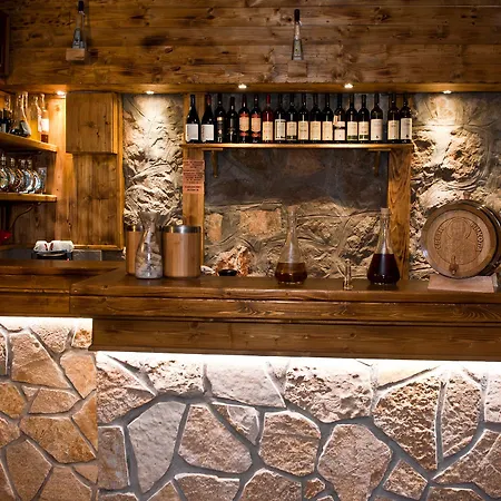 Crnogorska Kuca 4* Podgorica