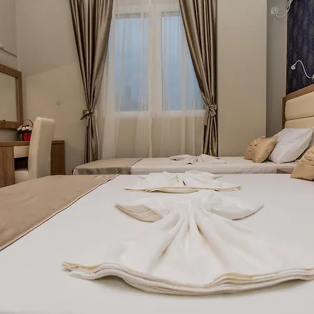 Crnogorska Kuca Hotel Podgorica