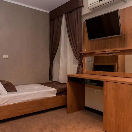Crnogorska Kuca 4*
