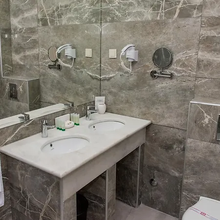 Hotel Crnogorska Kuca Podgorica