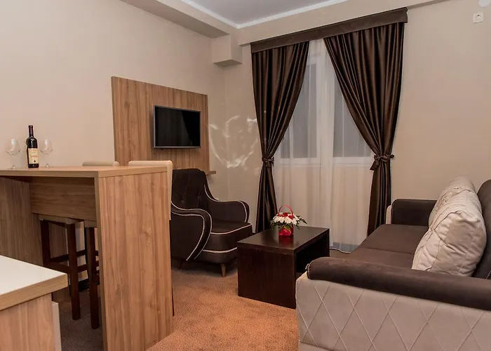 Crnogorska Kuca Podgorica