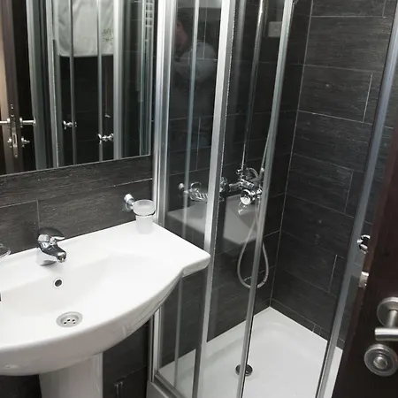 ホテル Crnogorska Kuca 4*