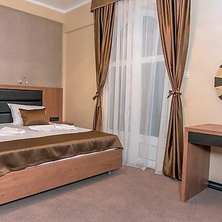 Crnogorska Kuca 4* Podgorica