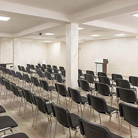 Crnogorska Kuca 4* Podgorica