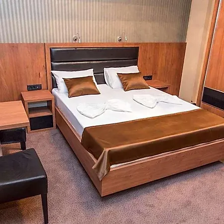 Hotel Crnogorska Kuca Podgorica