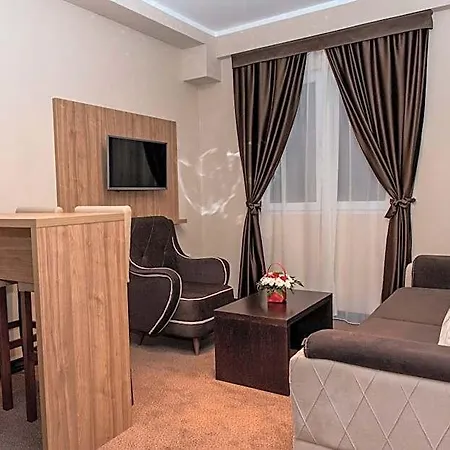 Hotel Crnogorska Kuca 4*