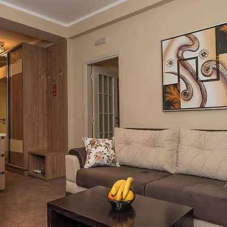 Crnogorska Kuca Hotel Podgorica