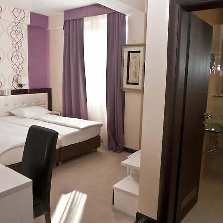 Crnogorska Kuca 4* Podgorica