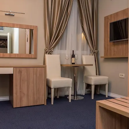 Crnogorska Kuca Hotel Podgorica