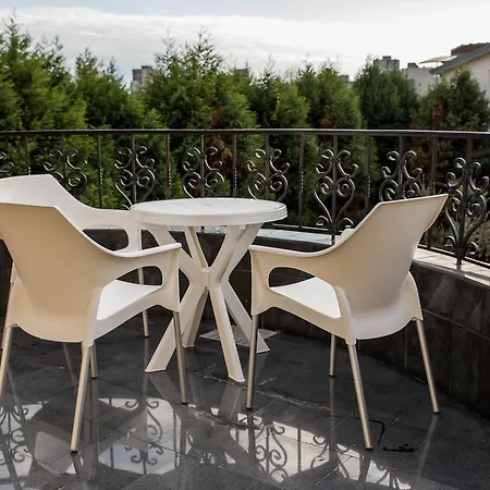 Hotel Crnogorska Kuca 4*