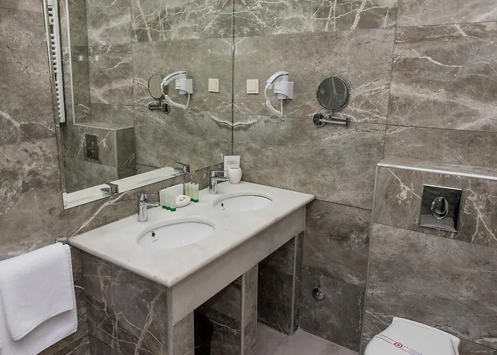 Szálloda Crnogorska Kuca Podgorica